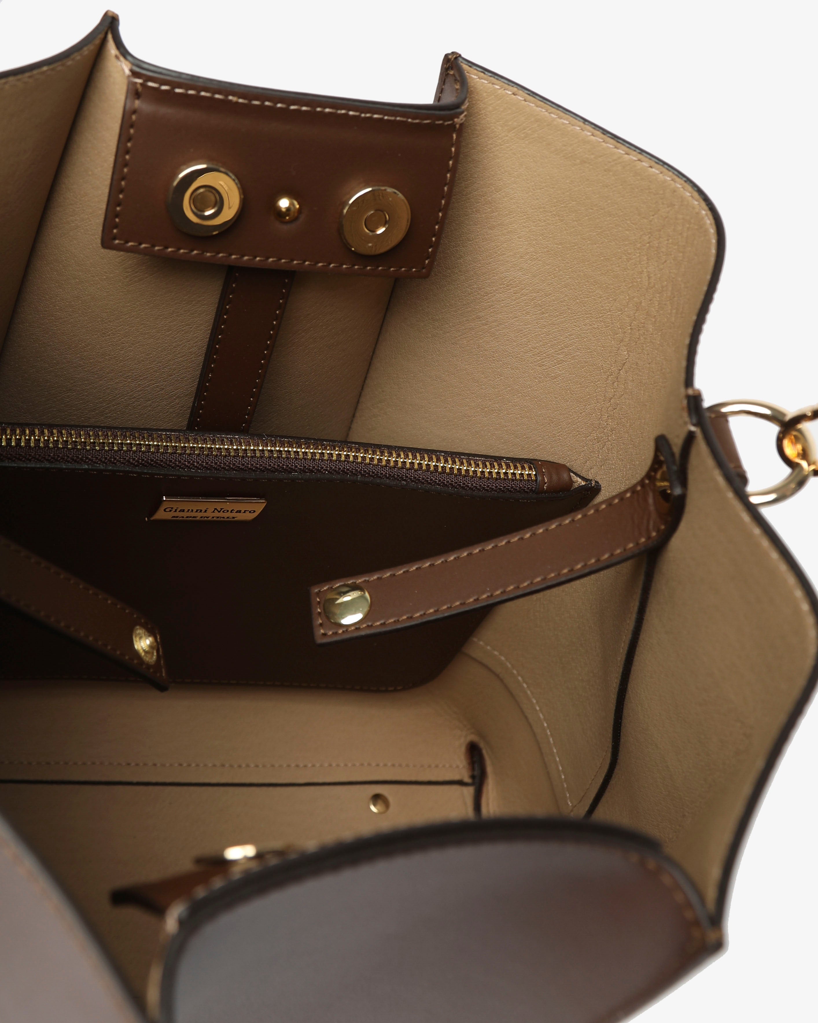 Stefania "Doppio Manico" - Gianni Notaro