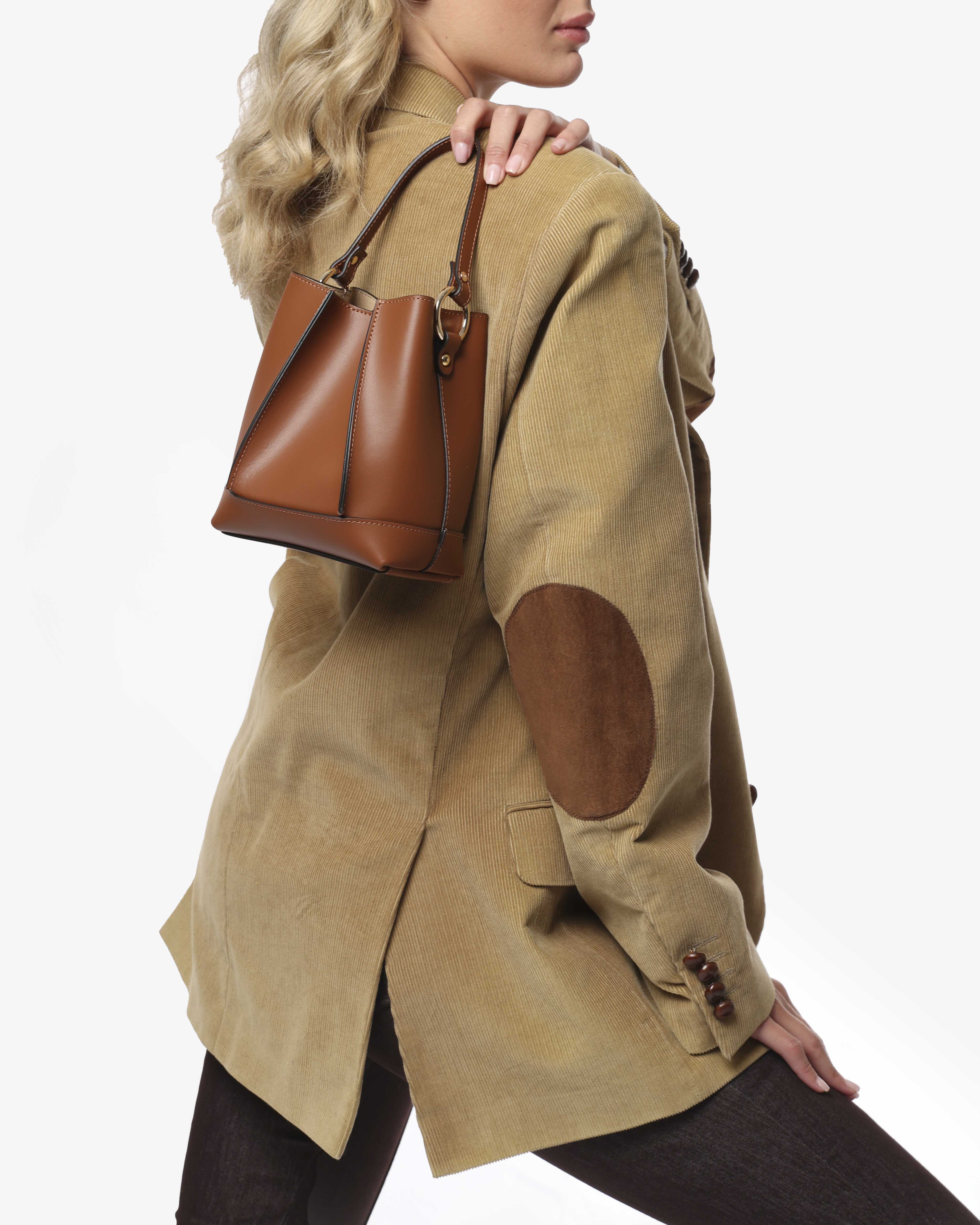 Amelie Mini