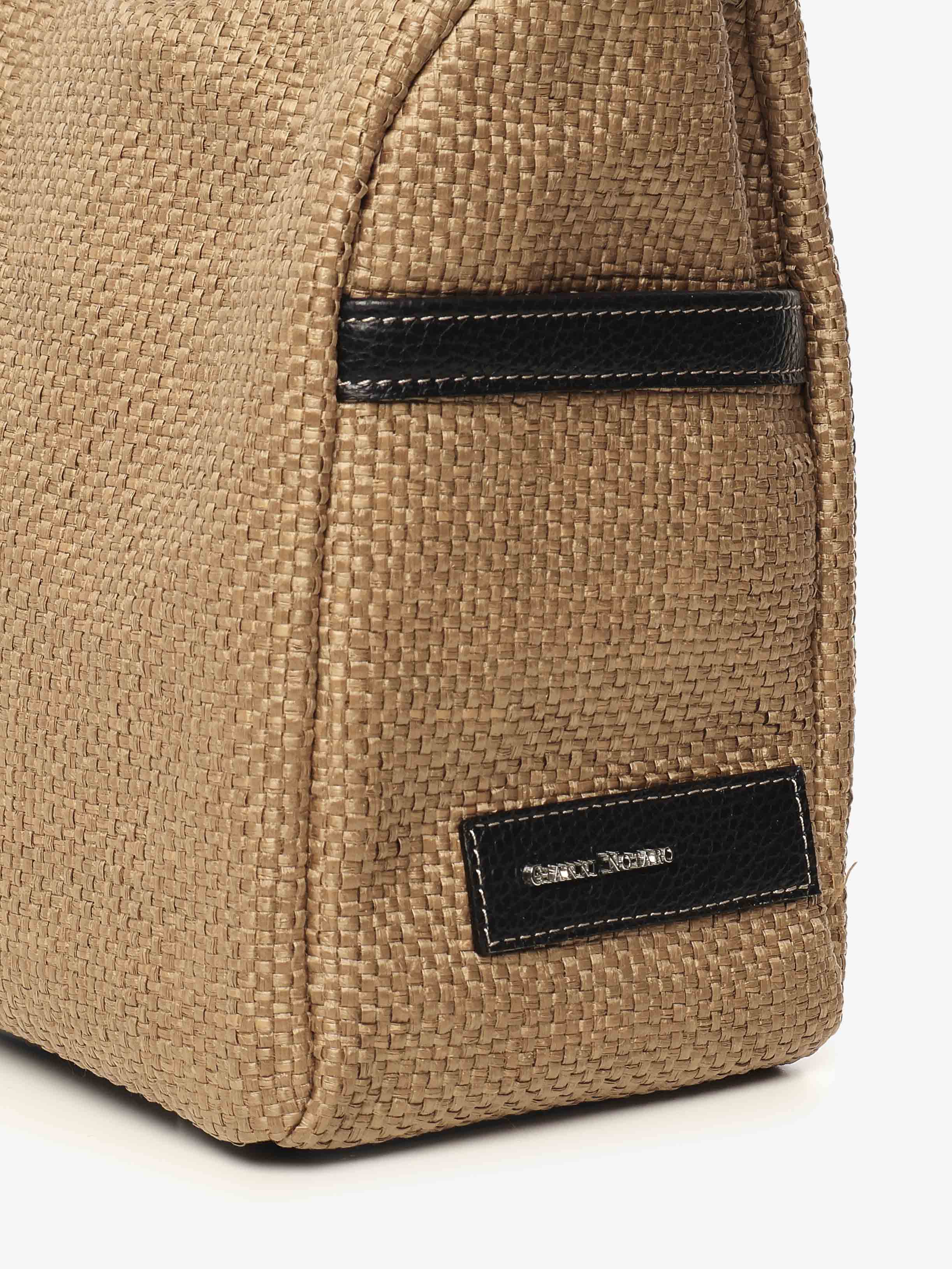 Blanc - Gianni Notaro