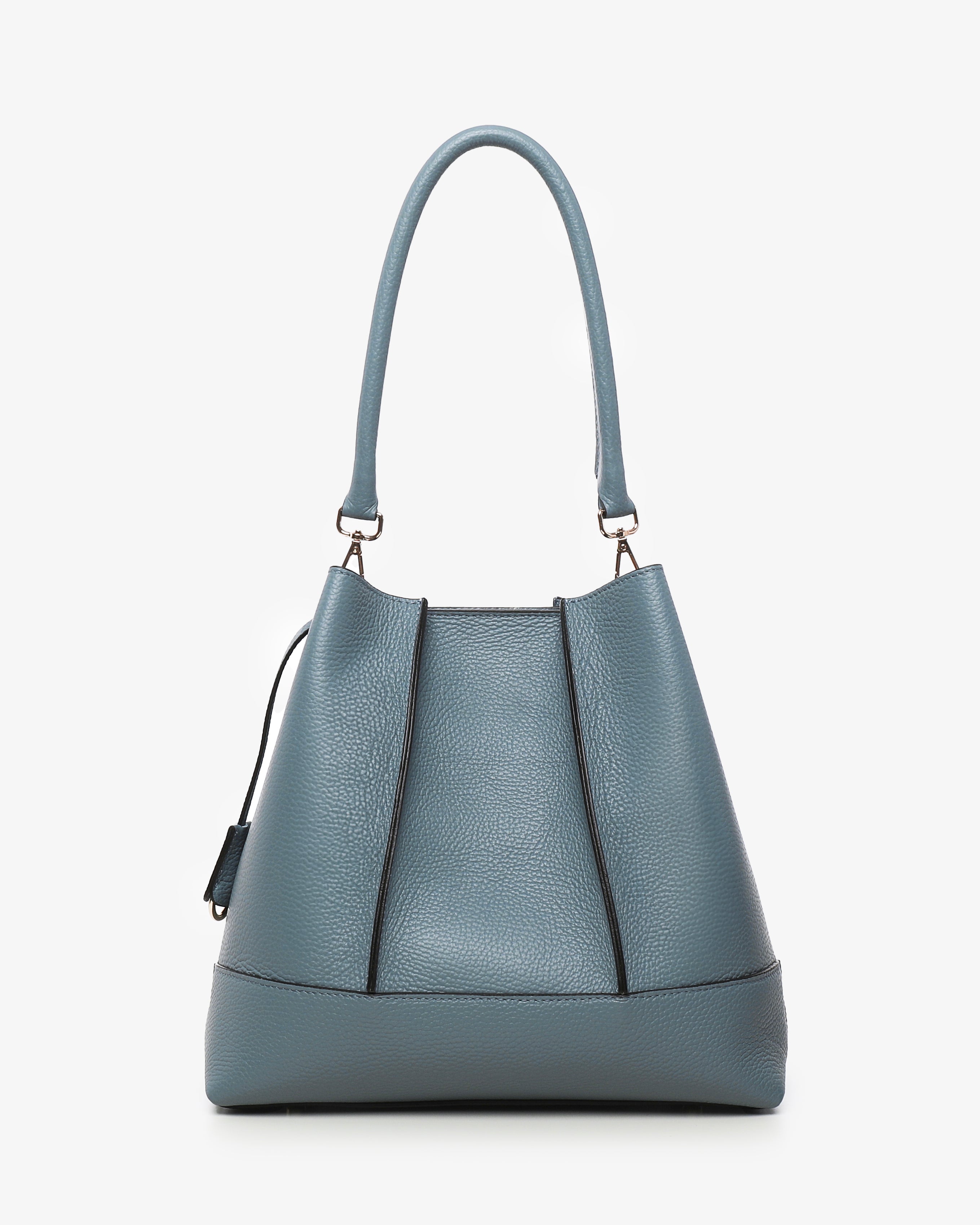 Amelie Large