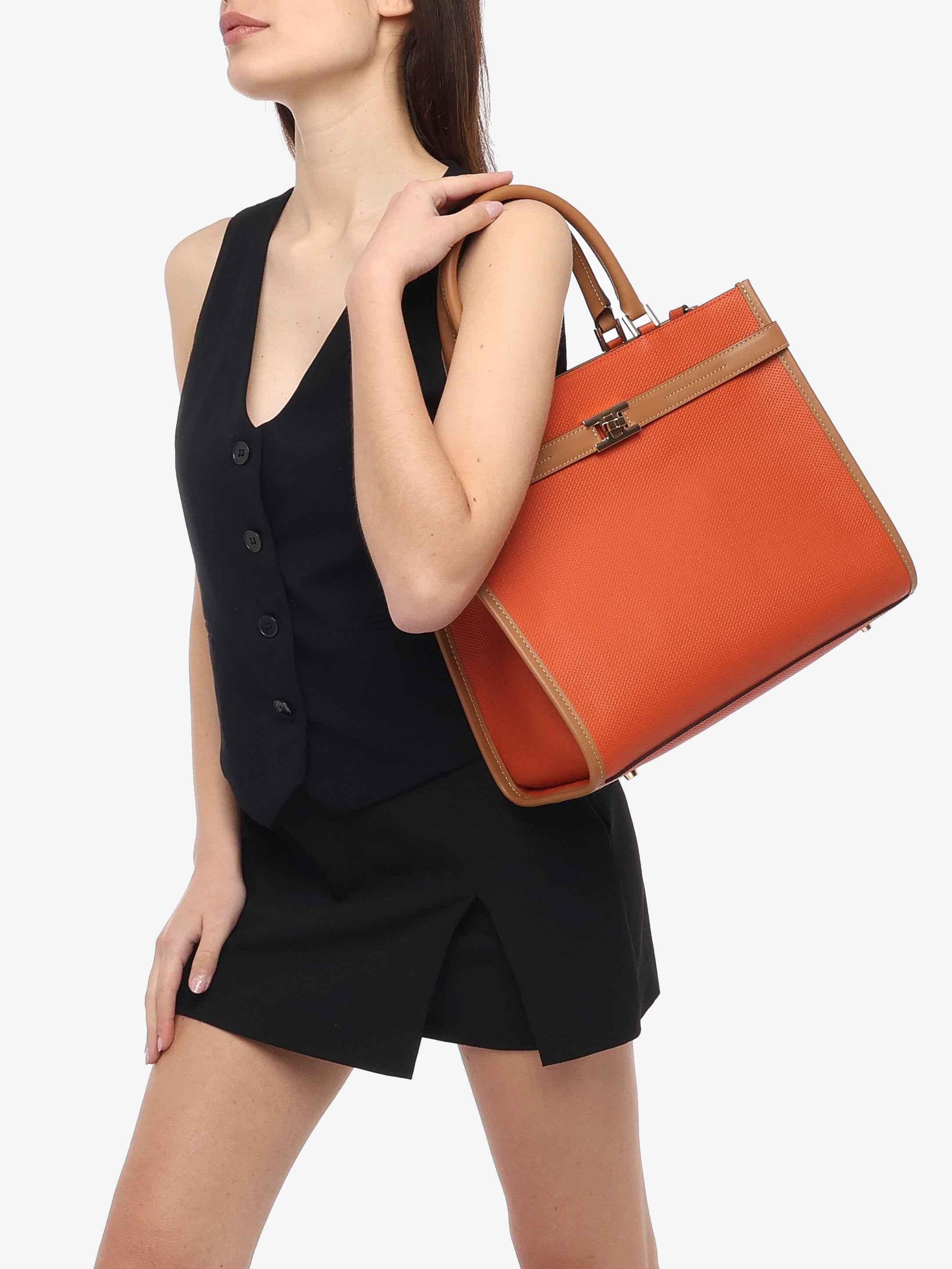 Giselle Intreccio  "Large"