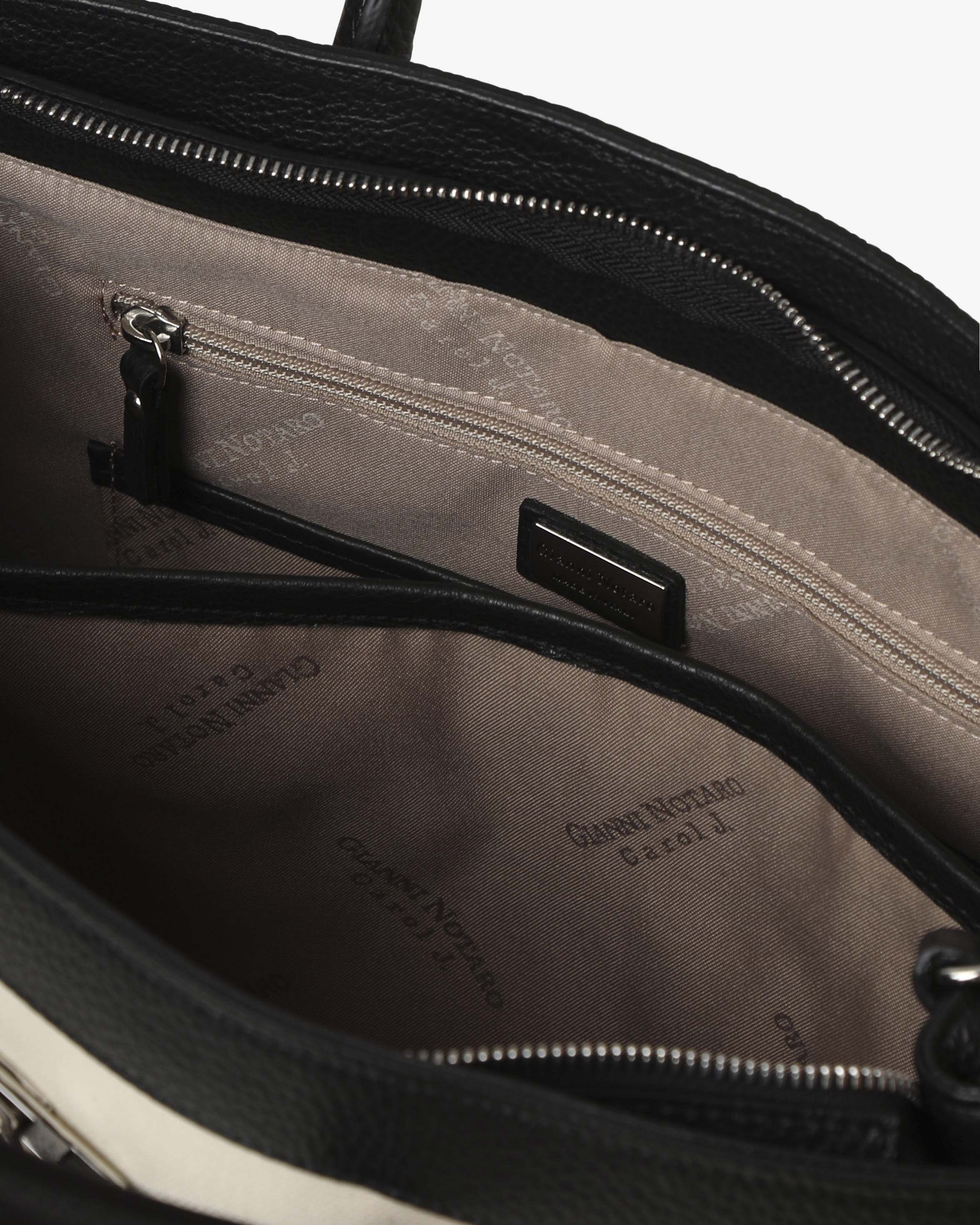 Frida "Canvas" - Gianni Notaro