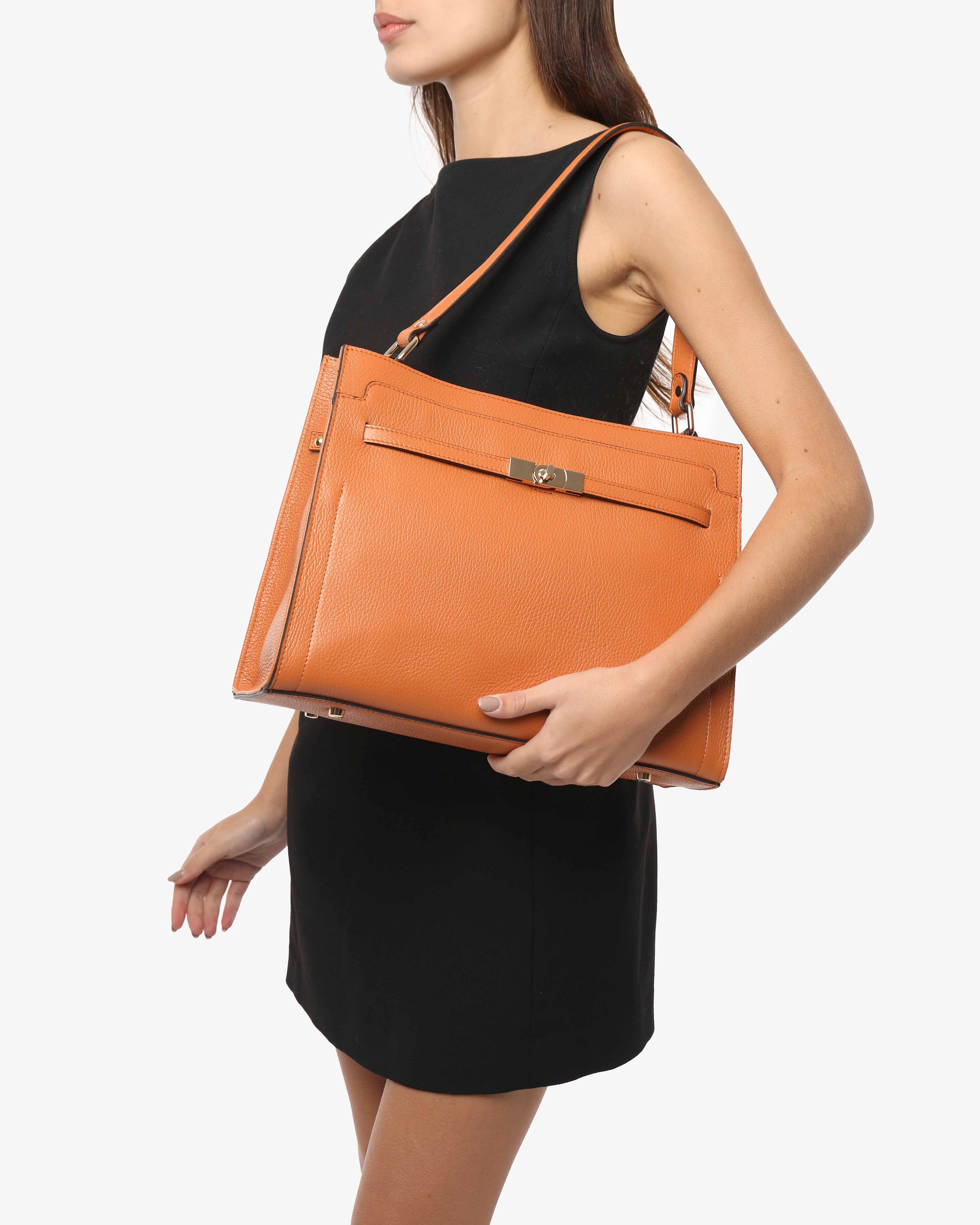 Ivory "Large" - Gianni Notaro