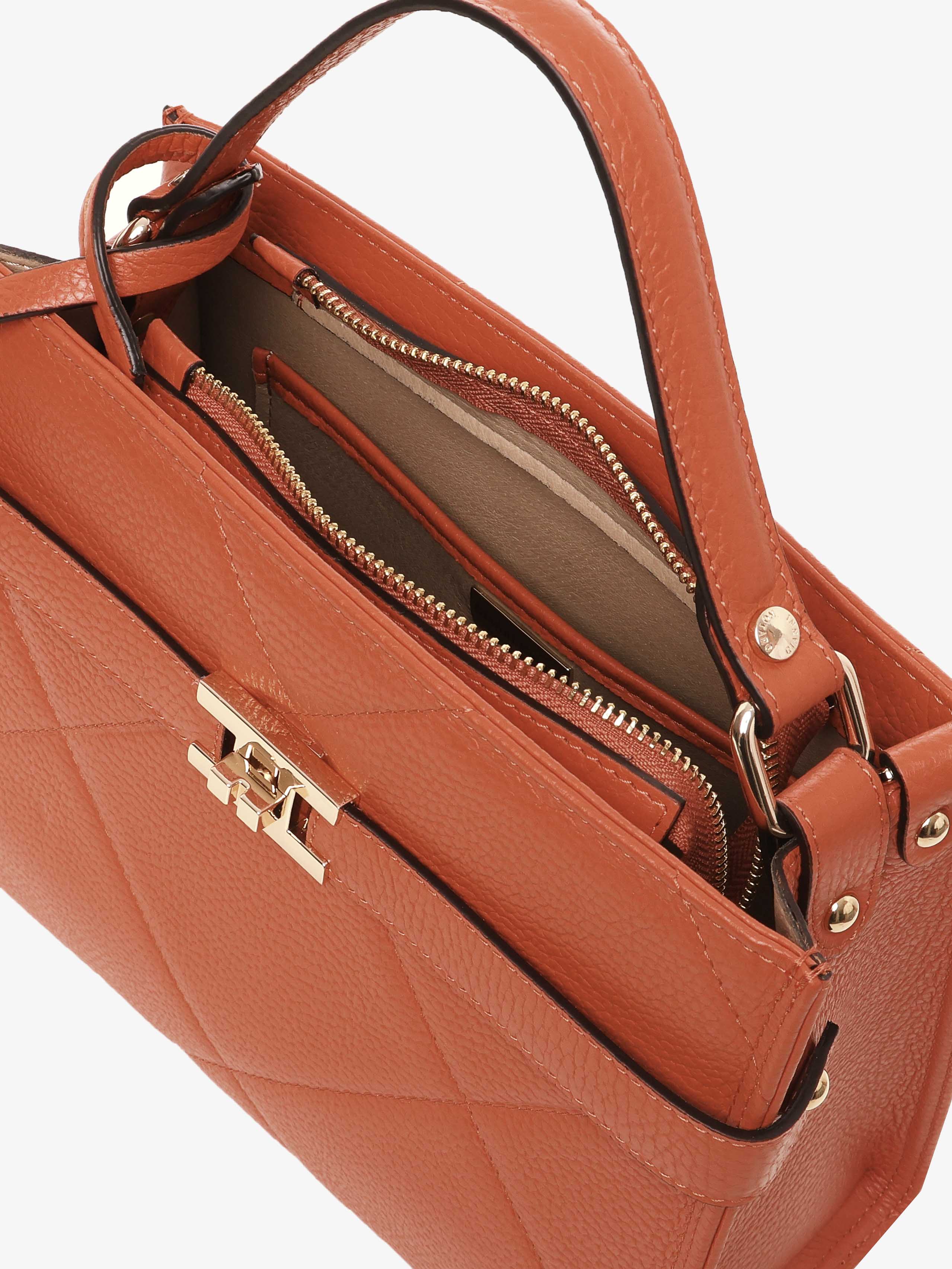 Ivory "New" - Gianni Notaro