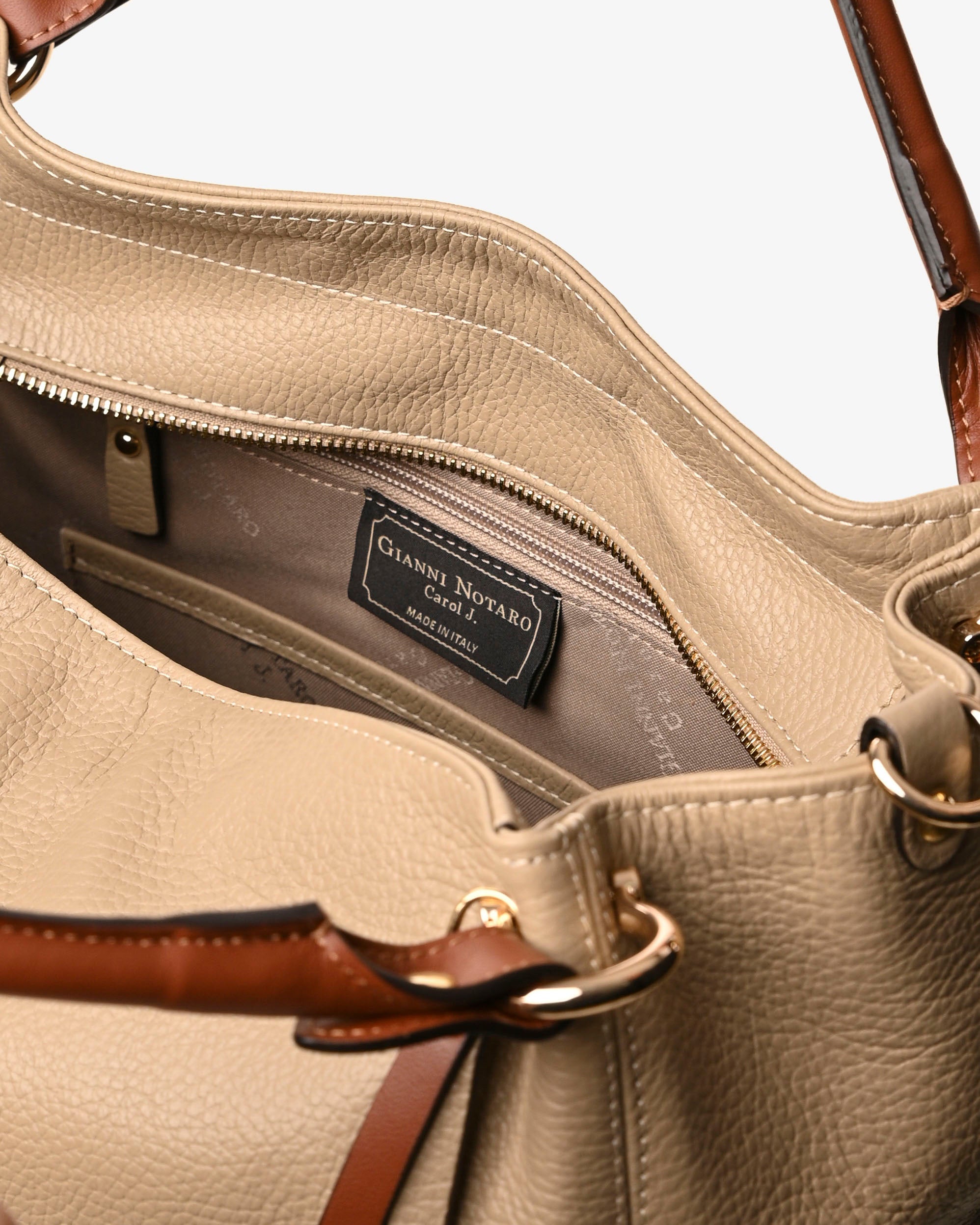 Partenope "Large" - Gianni Notaro