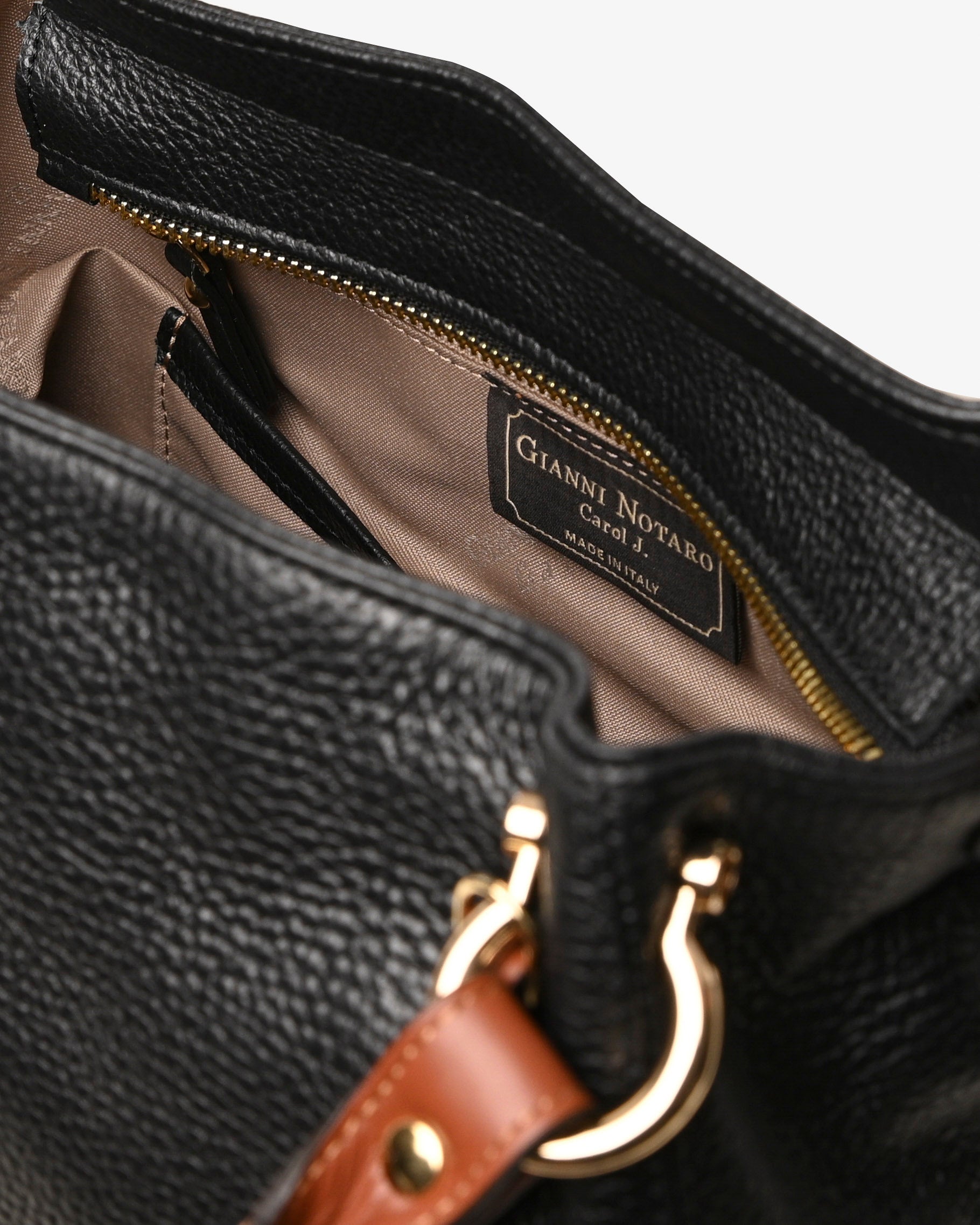 Partenope - Gianni Notaro