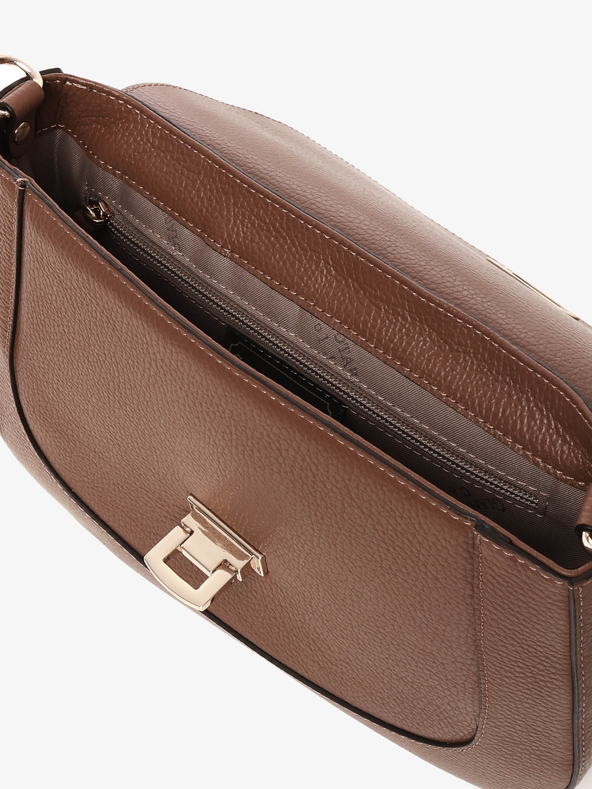 Clara "Large" - Gianni Notaro