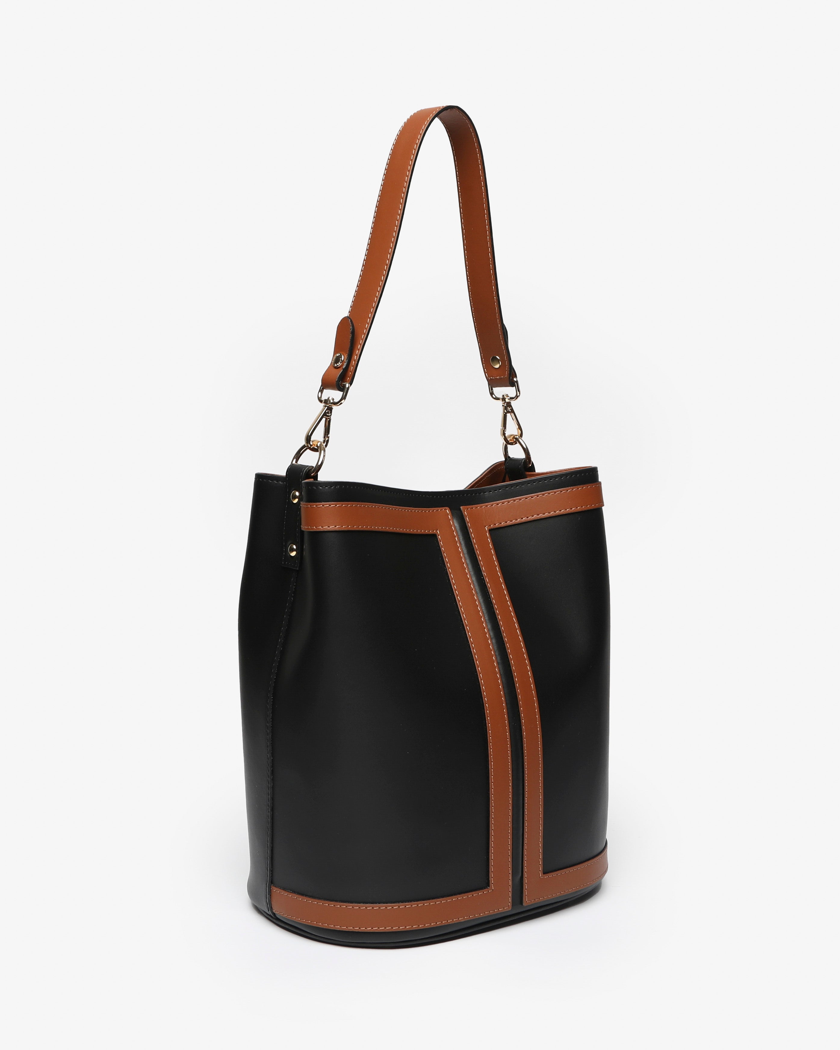 Camilla - Gianni Notaro