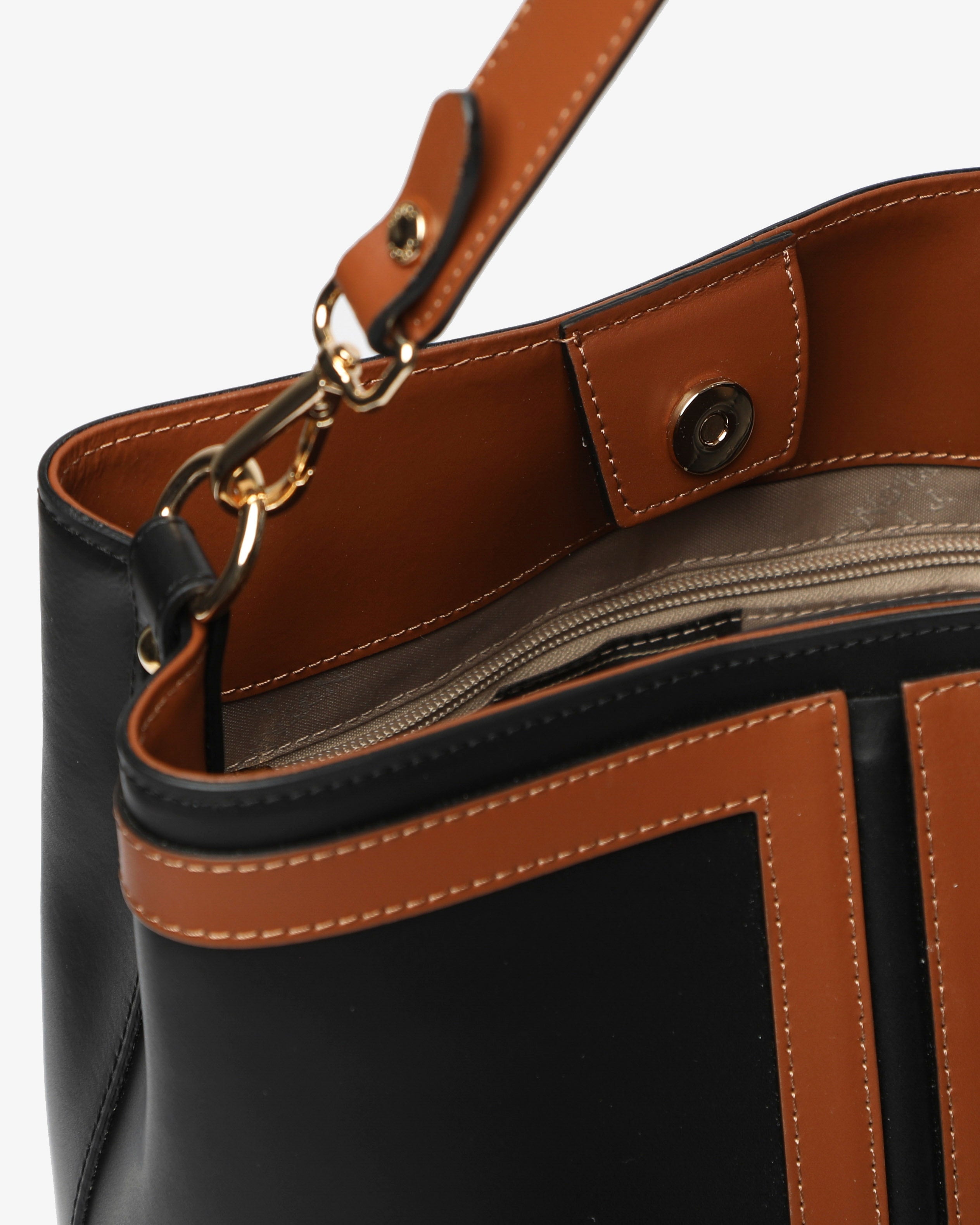 Camilla - Gianni Notaro