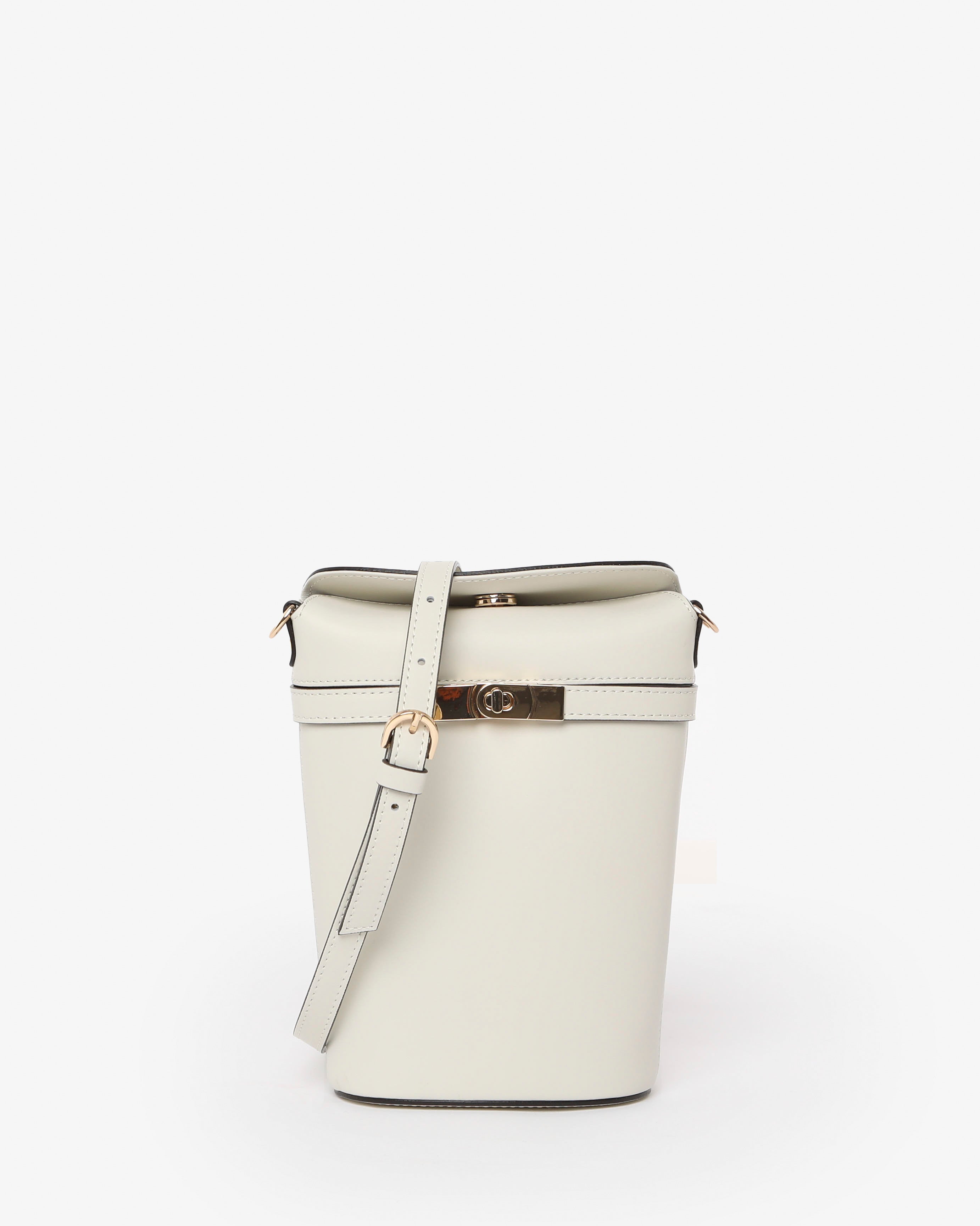 Celine "Mini"