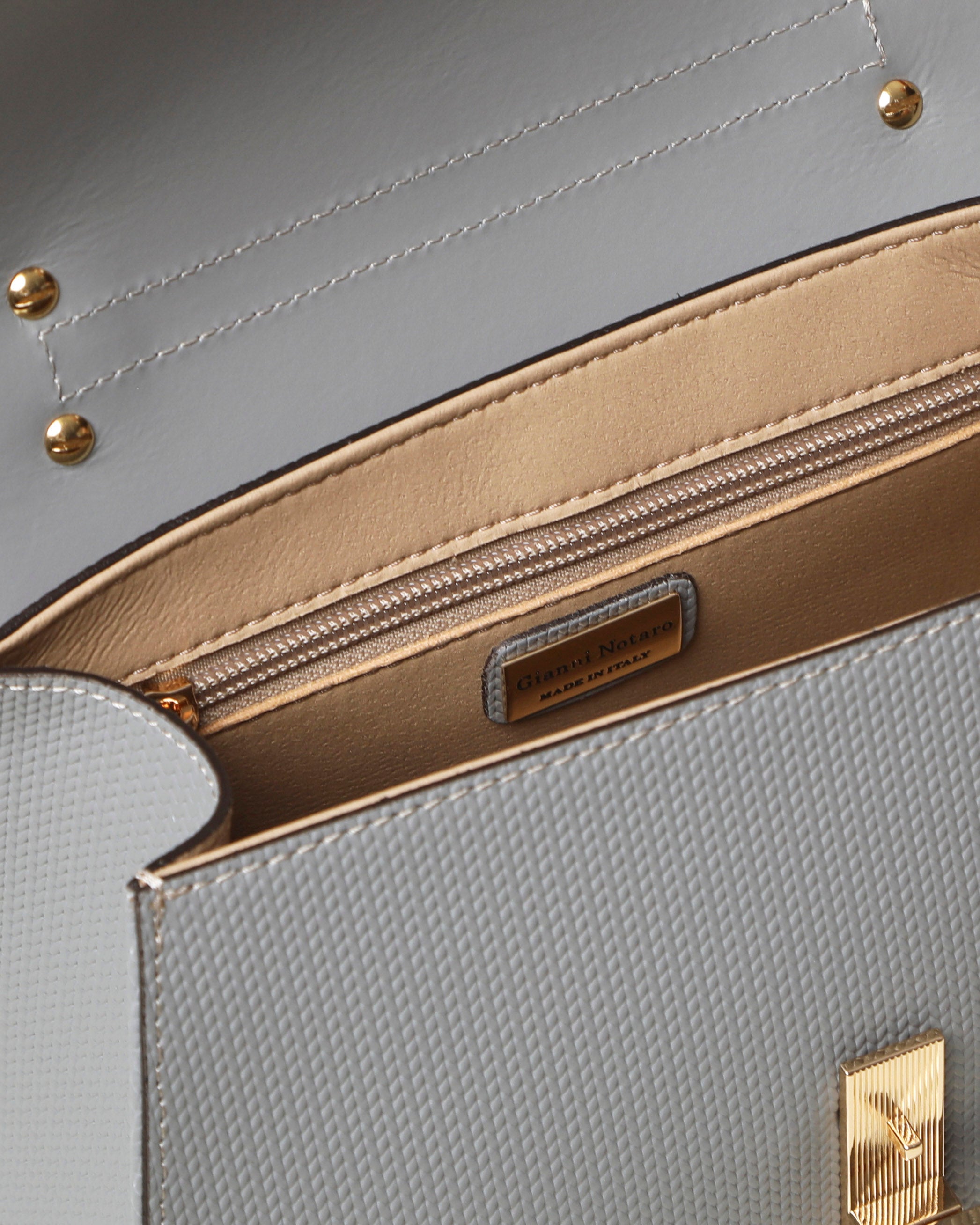 Zoey Intreccio - Gianni Notaro