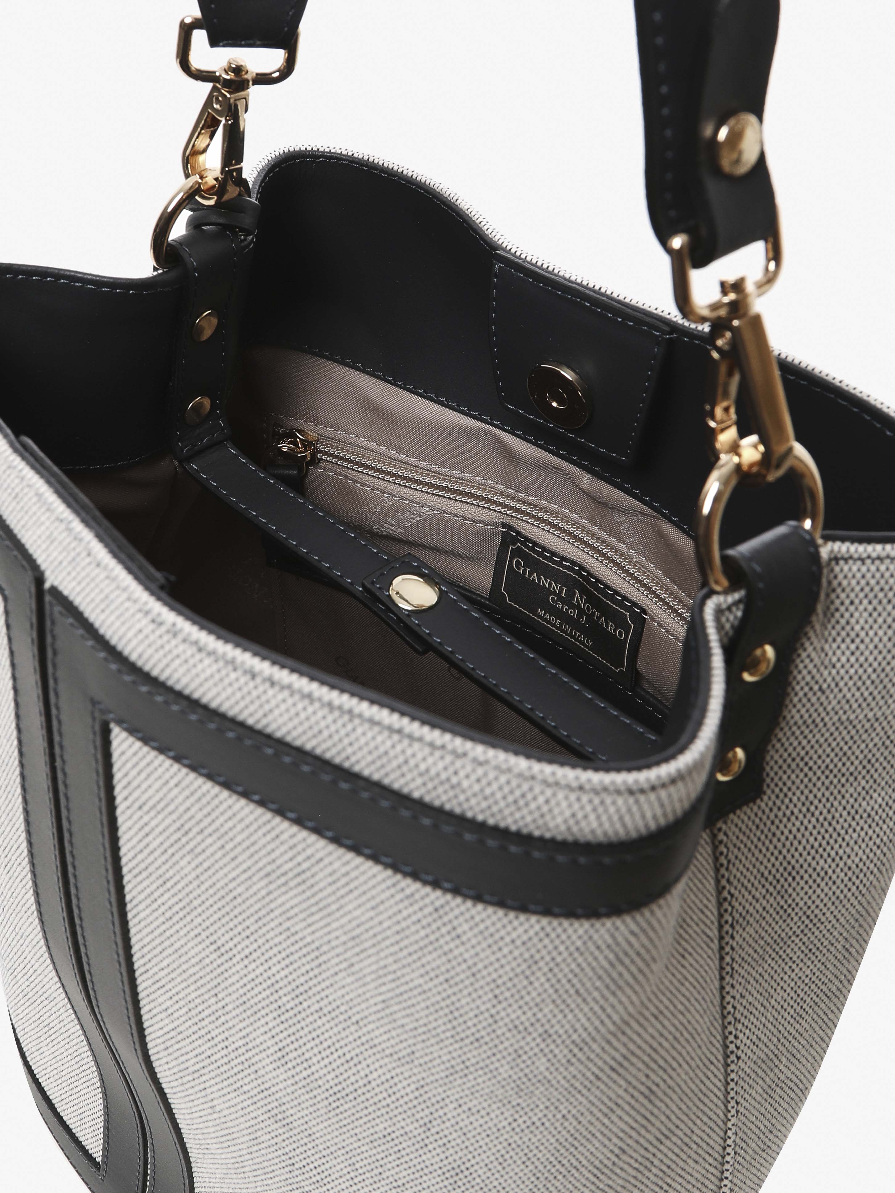 Camilla "Canvas" - Gianni Notaro