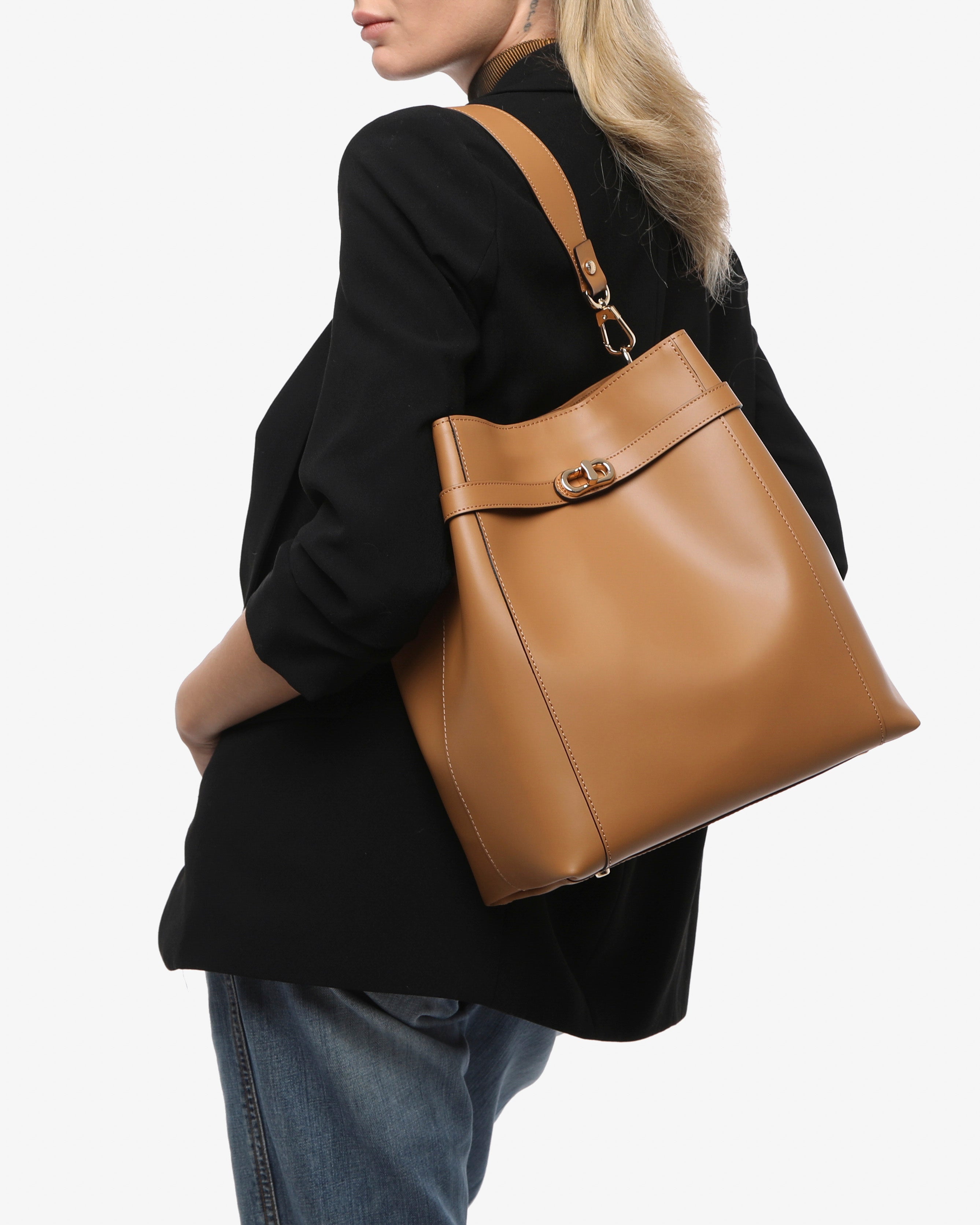 Amira - Gianni Notaro