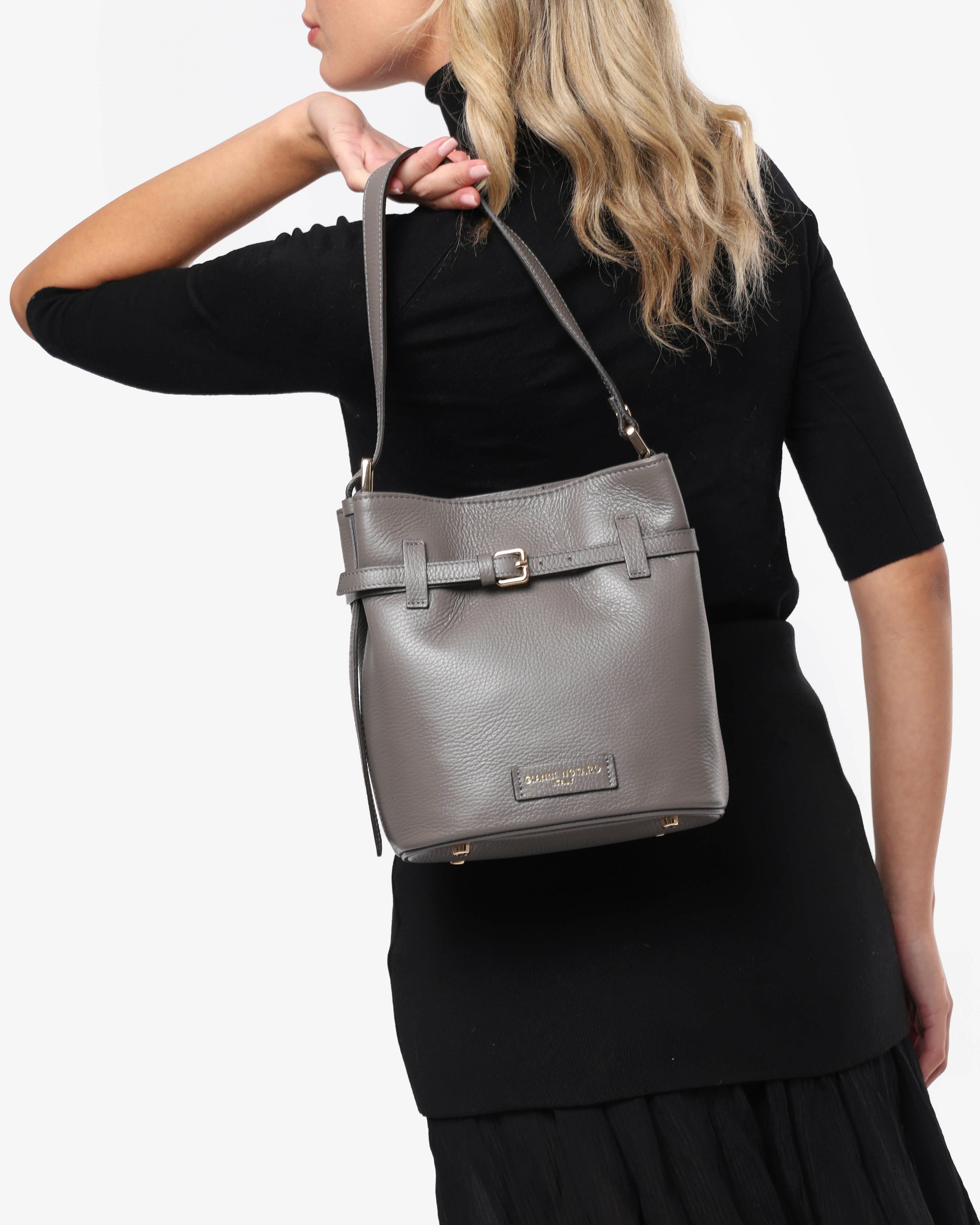 Beverly "Mini" - Gianni Notaro