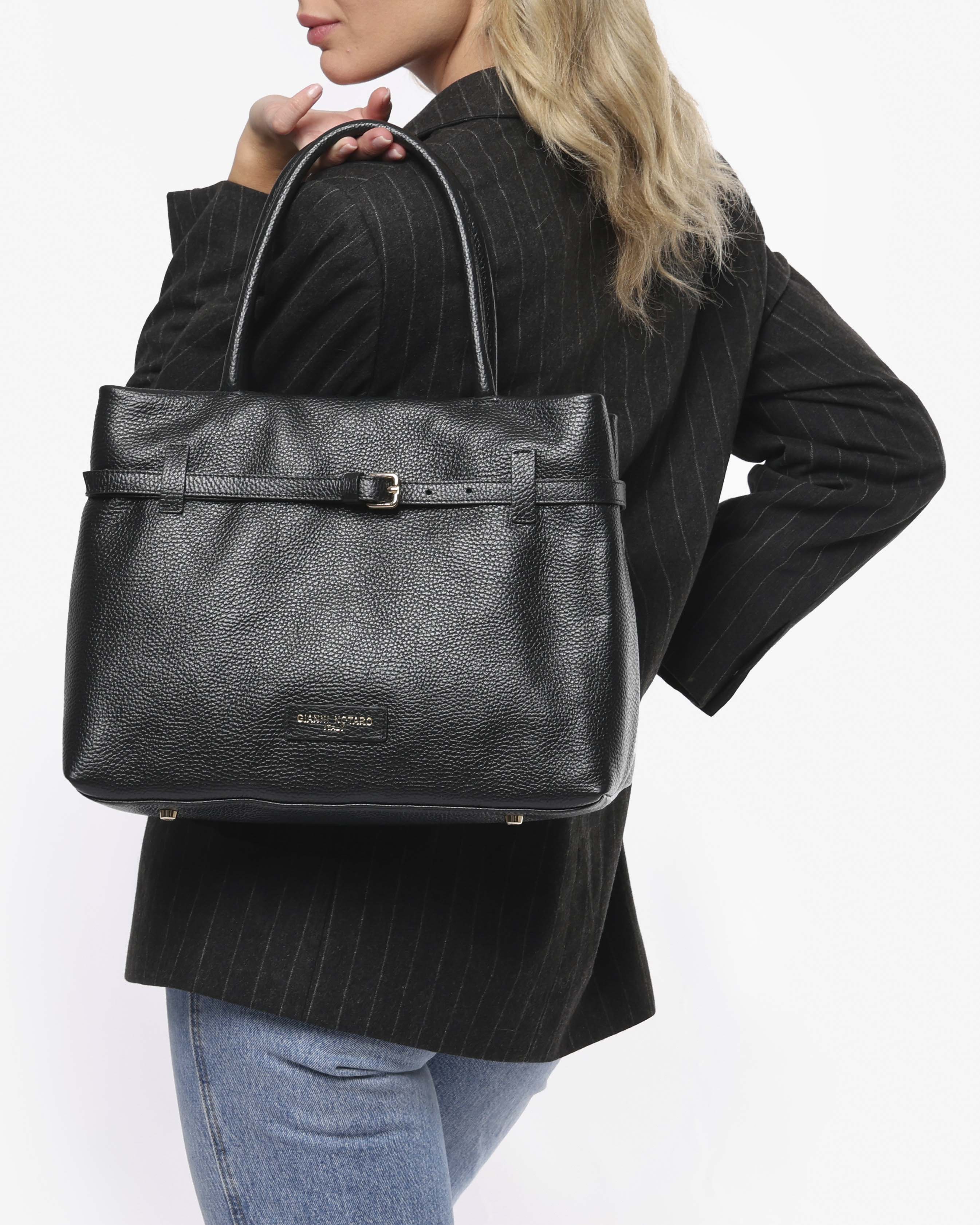 Charlotte - Gianni Notaro