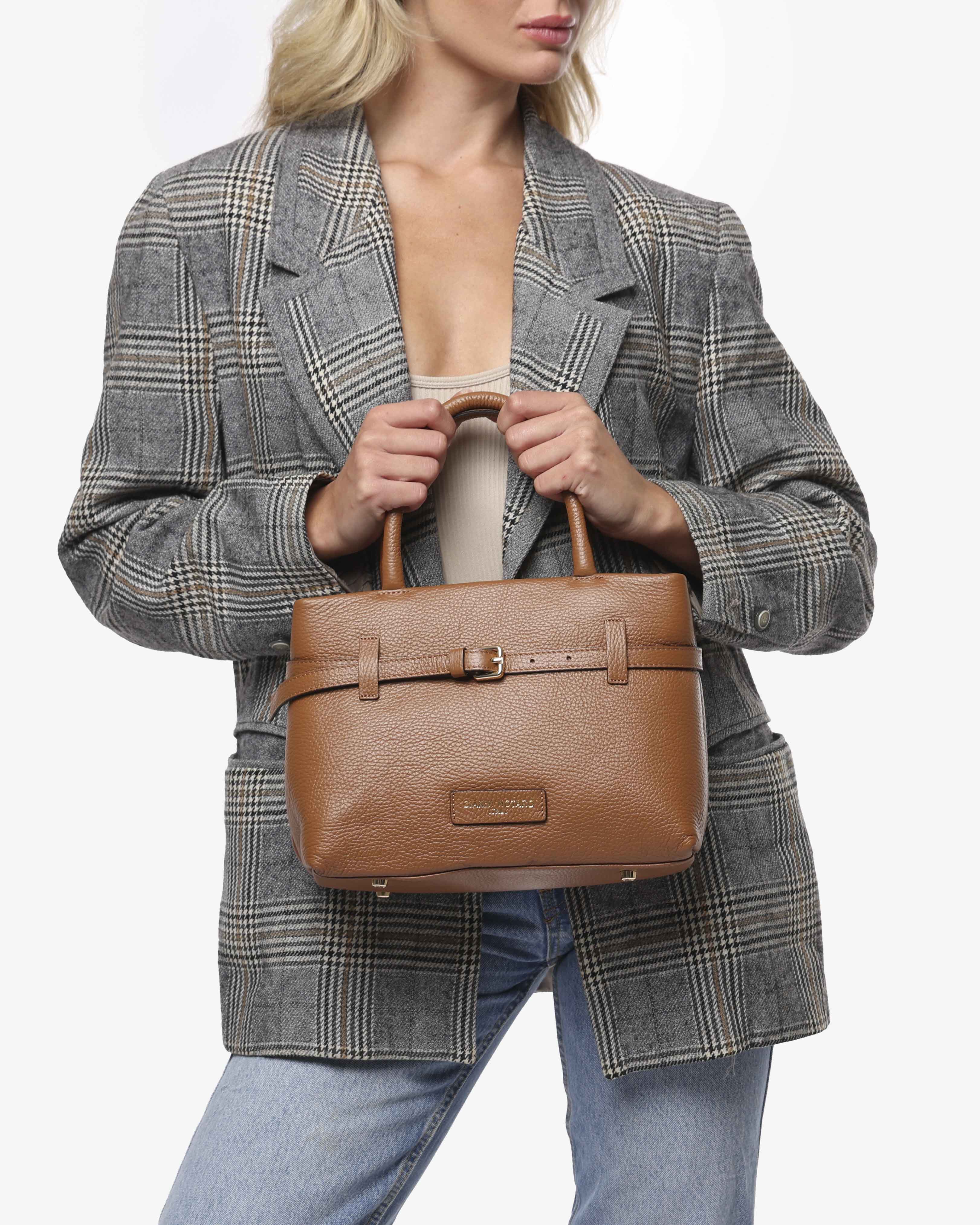 Charlotte "Mini" - Gianni Notaro