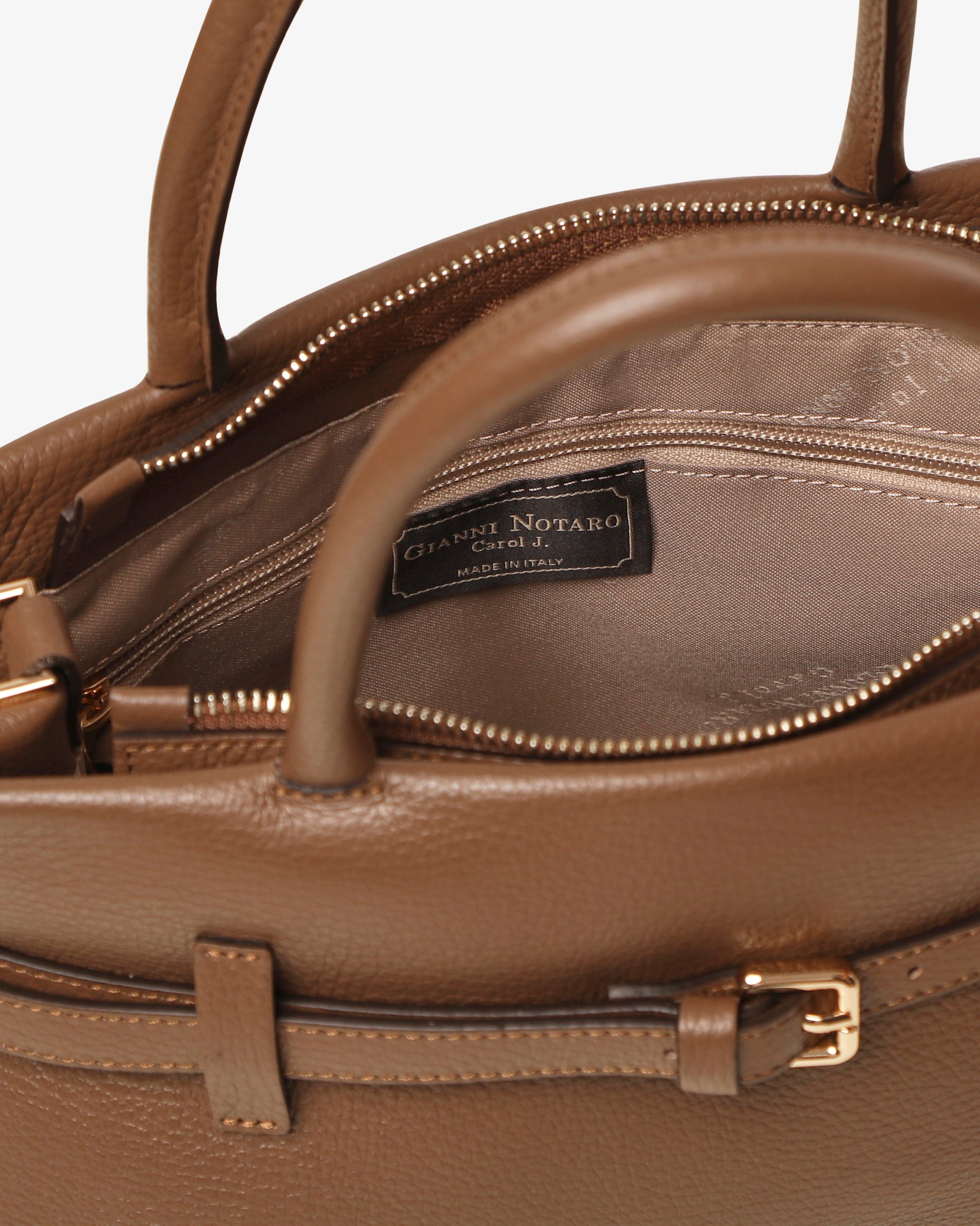 Charlotte "Mini" - Gianni Notaro