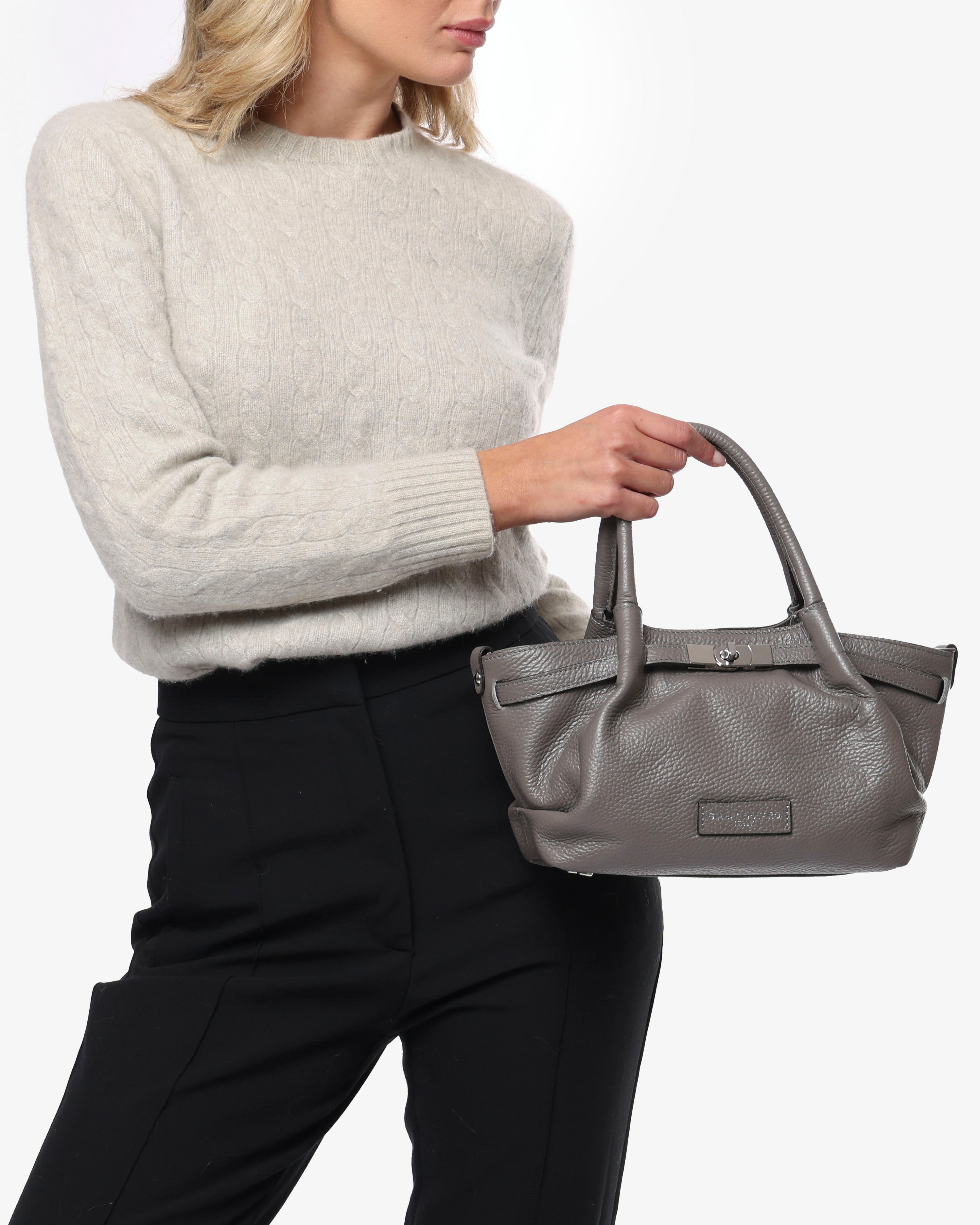 Dahlia - Gianni Notaro