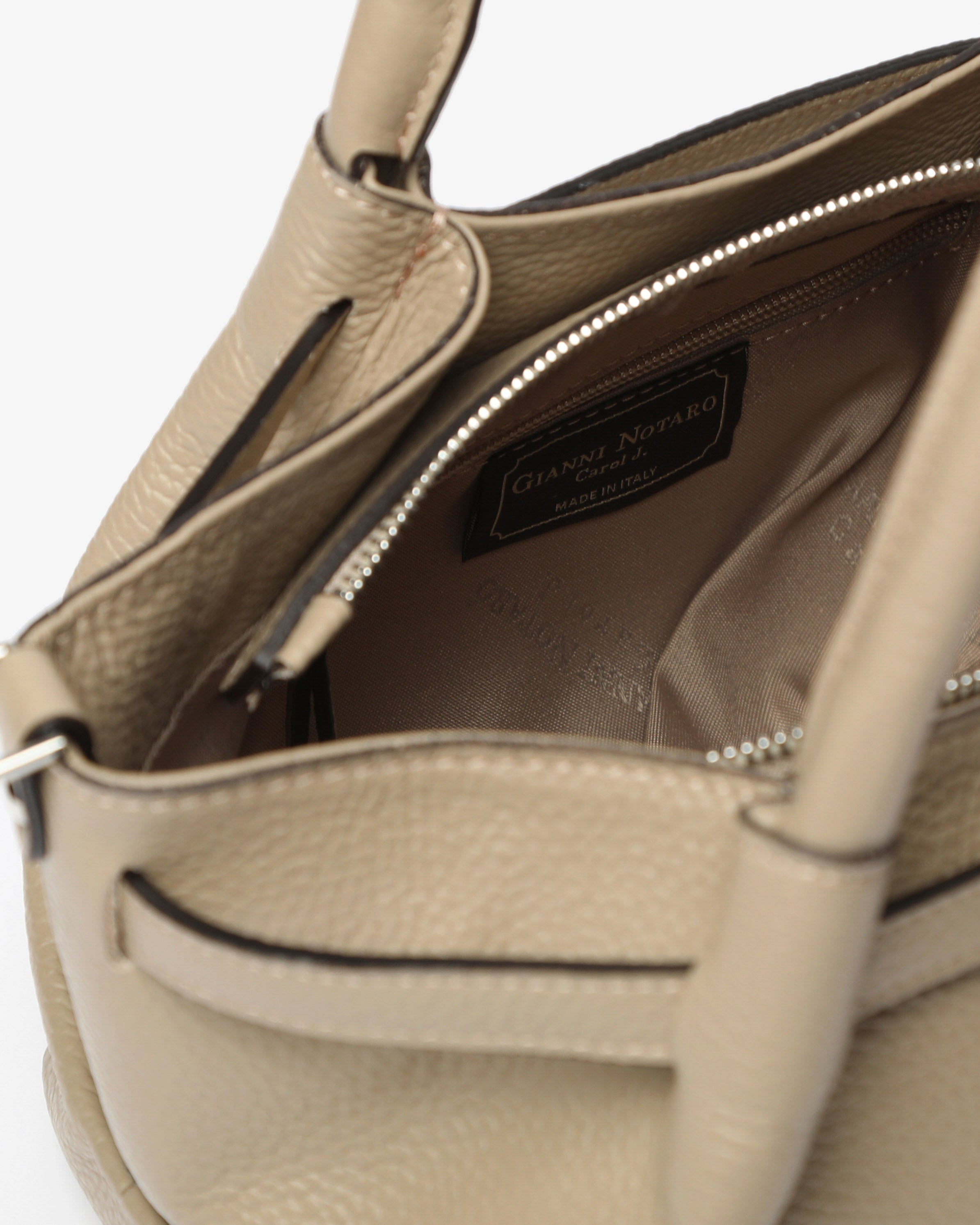 Dahlia - Gianni Notaro