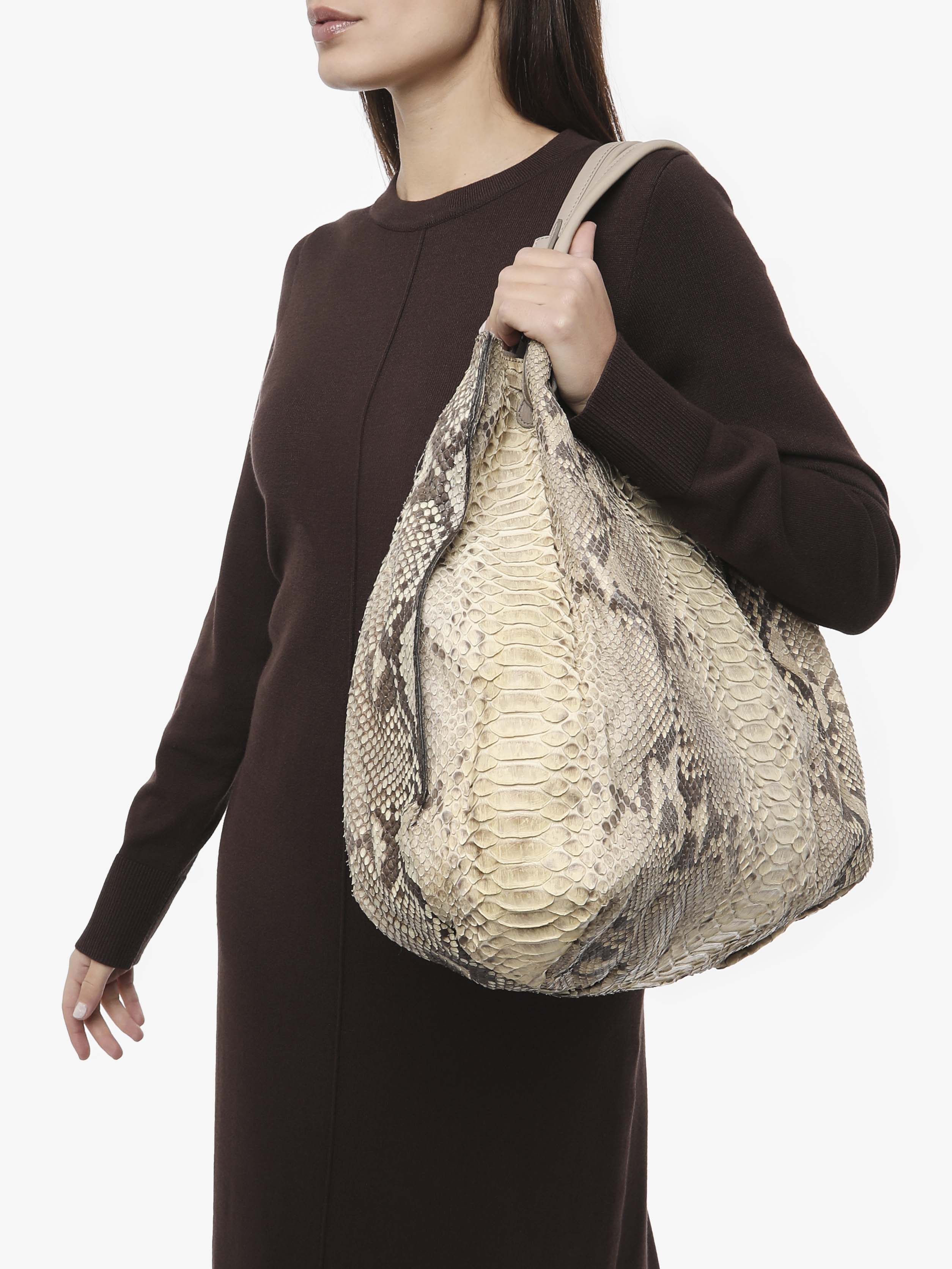 Elizabeth - Gianni Notaro