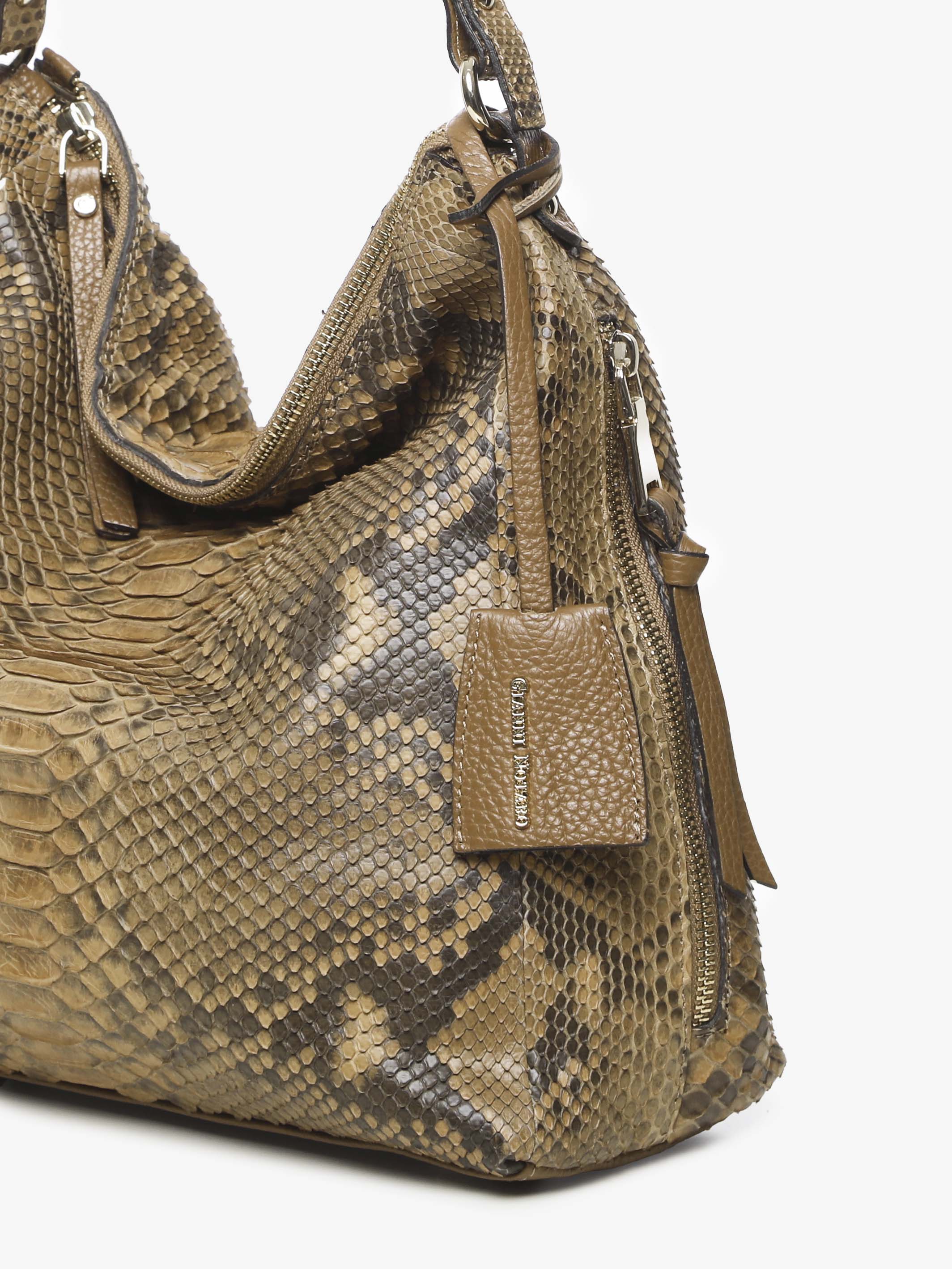 Helen - Gianni Notaro