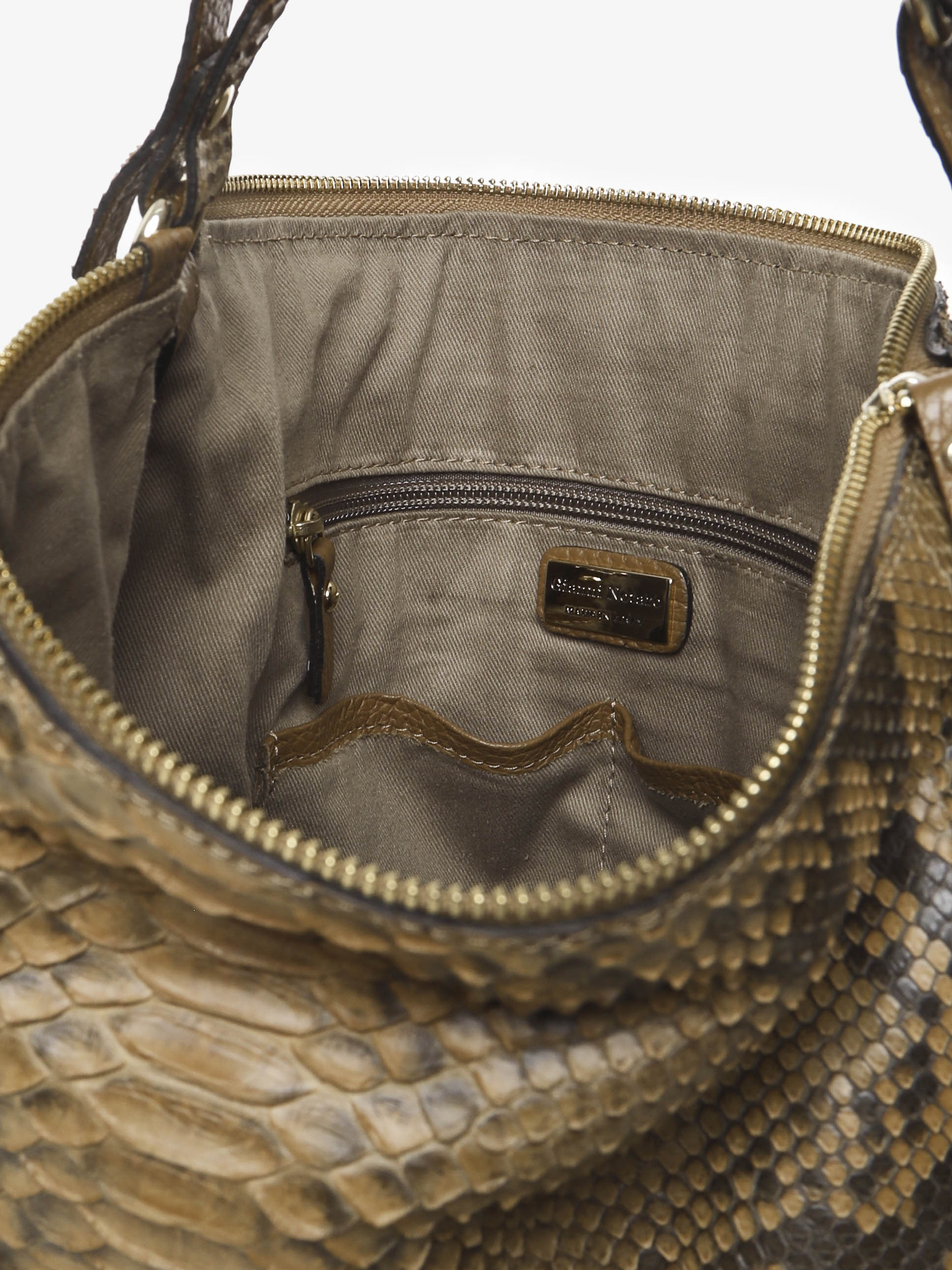 Helen - Gianni Notaro