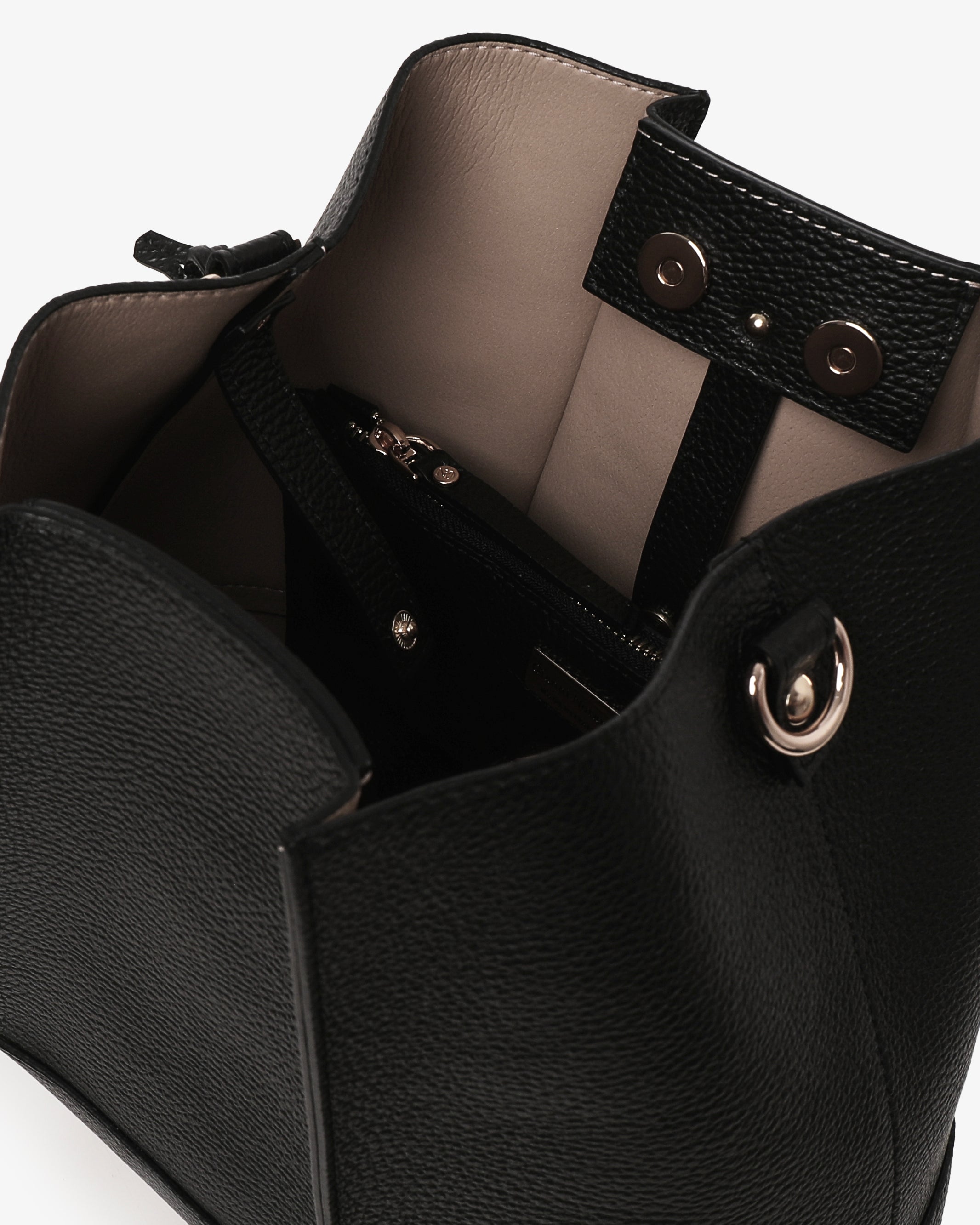 Amelie Large - Gianni Notaro