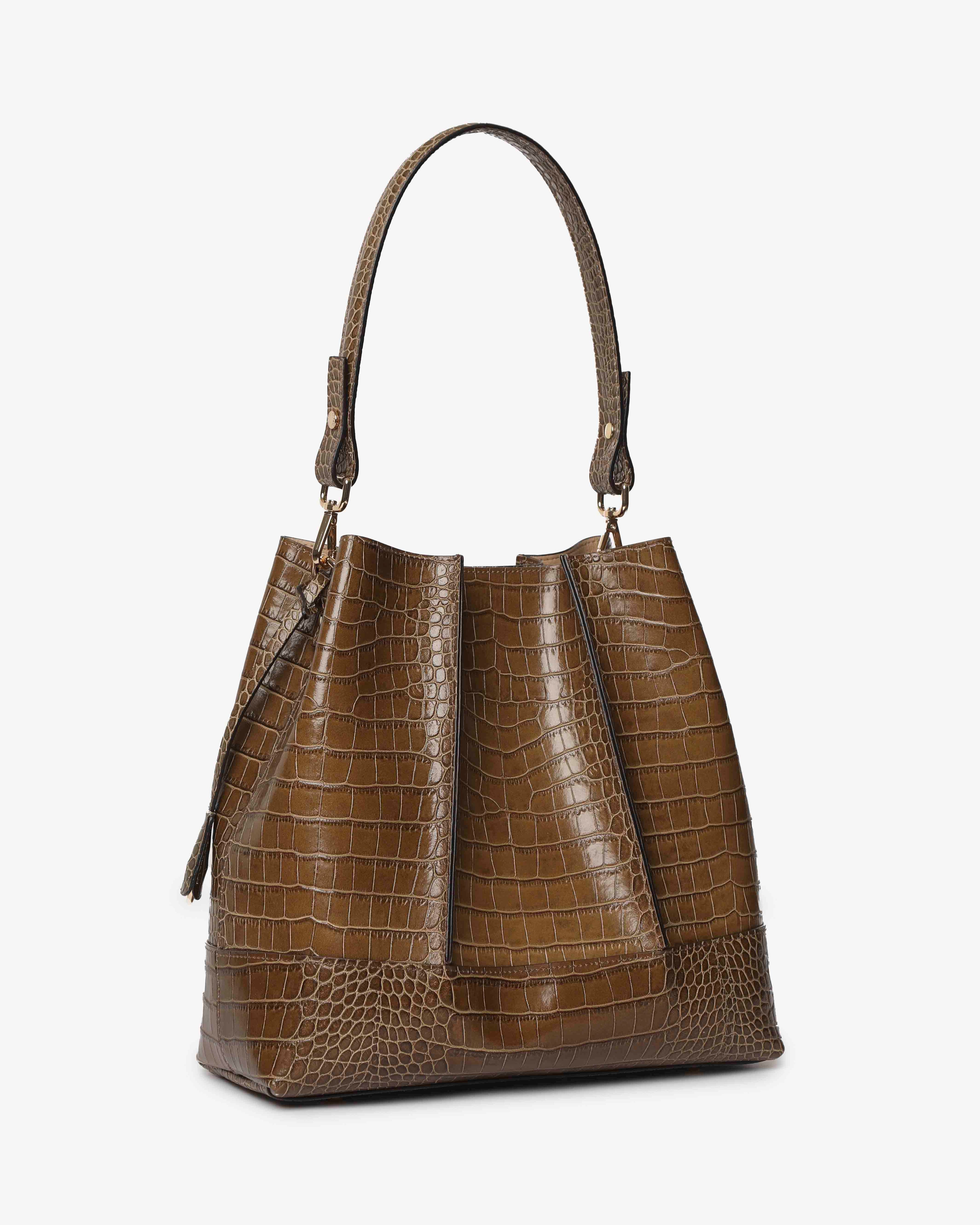 Amelie "Large" Cocco - Gianni Notaro