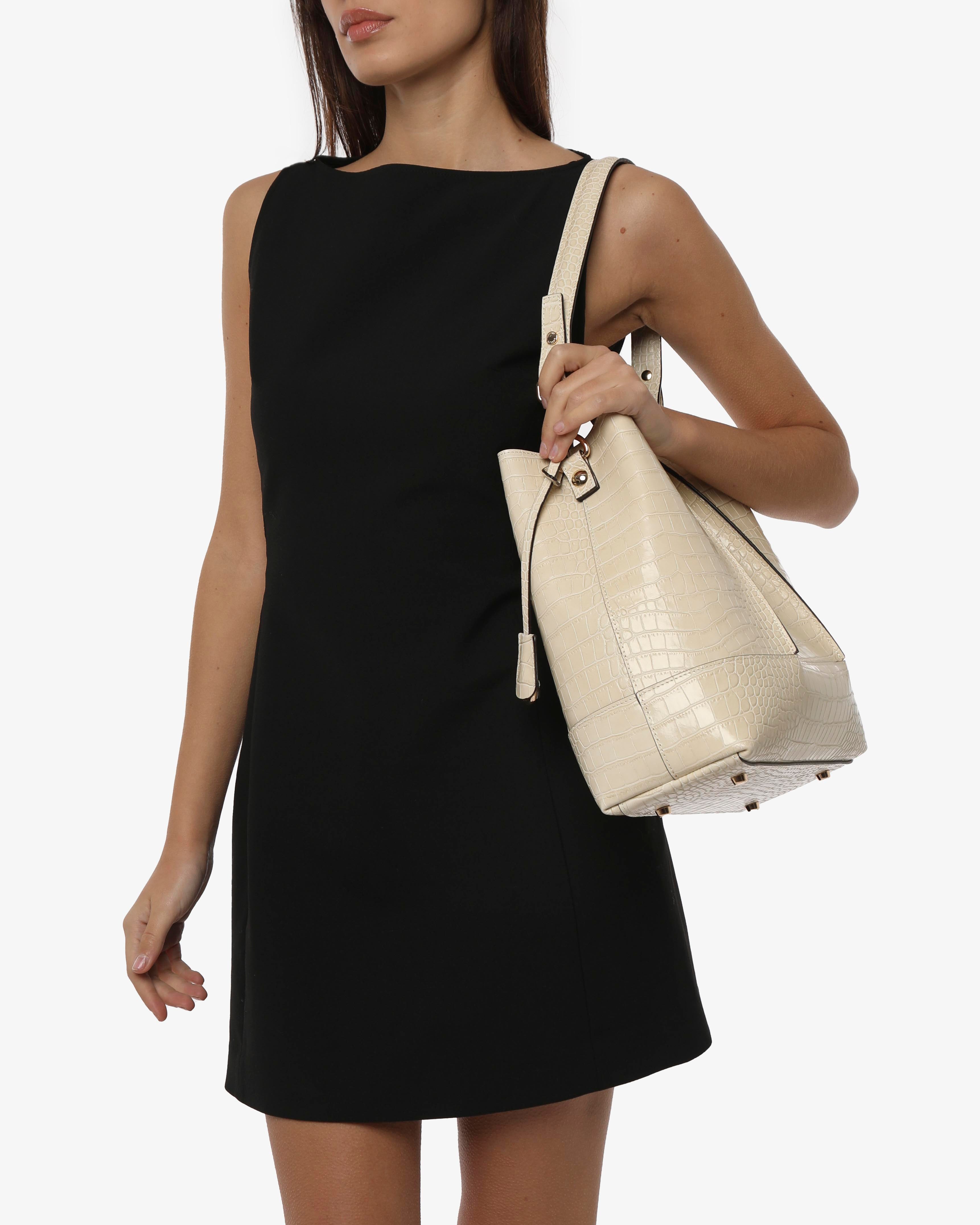 Amelie "Large" Cocco - Gianni Notaro